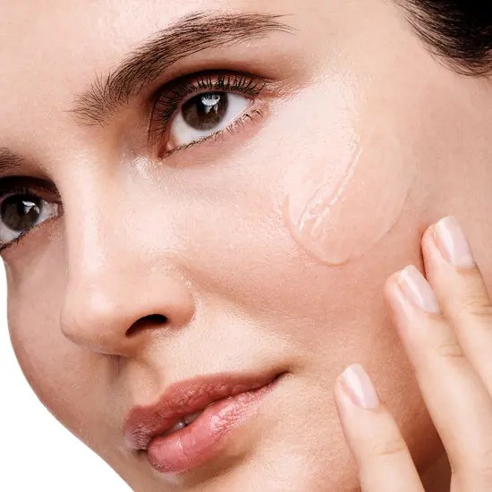 سرم روشن کننده و ضد لک ایون اوت اوریفلیم