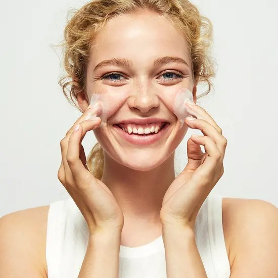 ژل شستشوی صورت درخت چای و لیمو مکزیکی لاونیچر