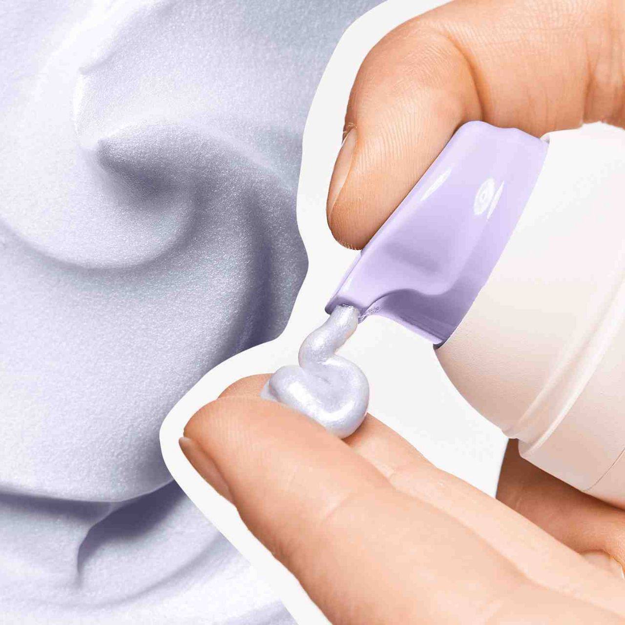 کرم روز ترمیم‌کننده قوی وانت با بافت فومی (سوپر ریکاور)