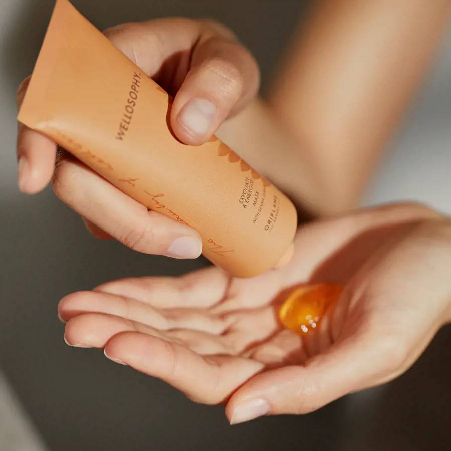 ماسک لایه‌بردار و انرژی‌بخش از لاین پوستی ولوسوفی