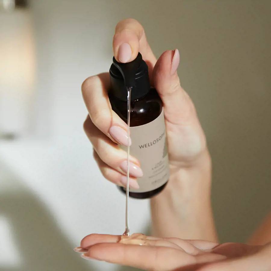 پاک‌کننده‌ و شوینده‌ی صورت از لاین پوستی ولوسوفی