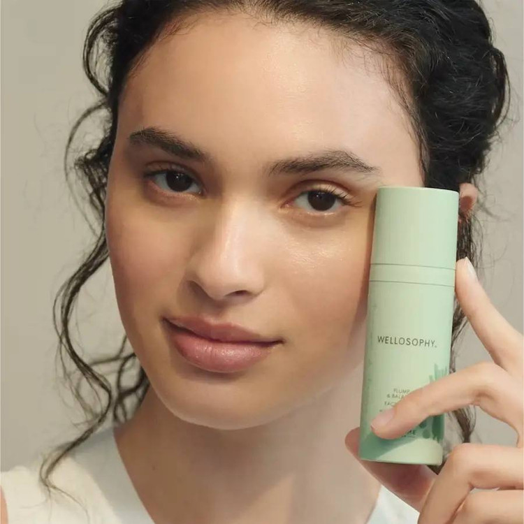 کرم صورت از لاین پوستی ولوسوفی