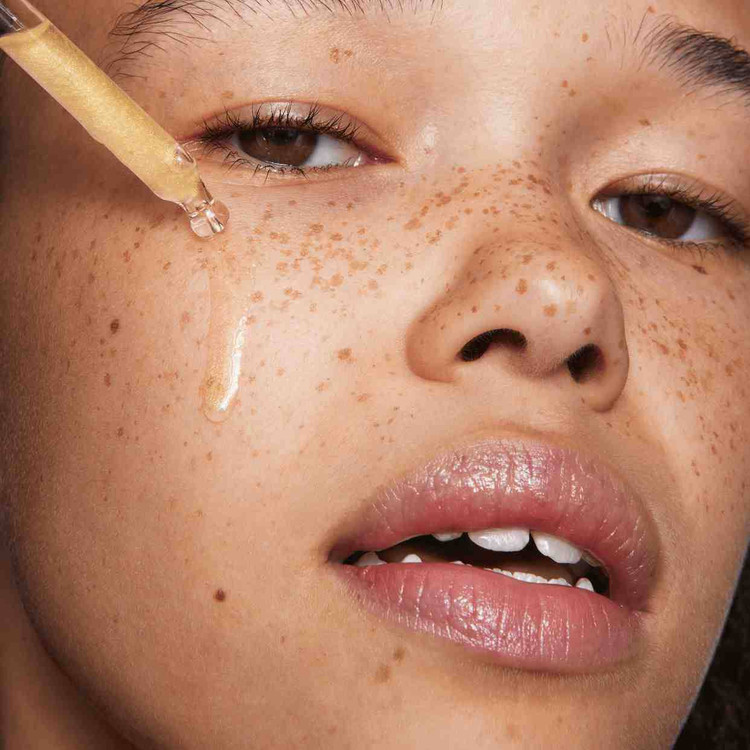 سرم آبرسان پوست