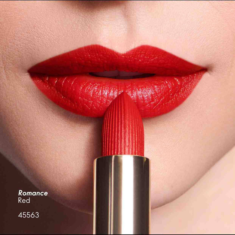 رژ لب با ضدآفتاب