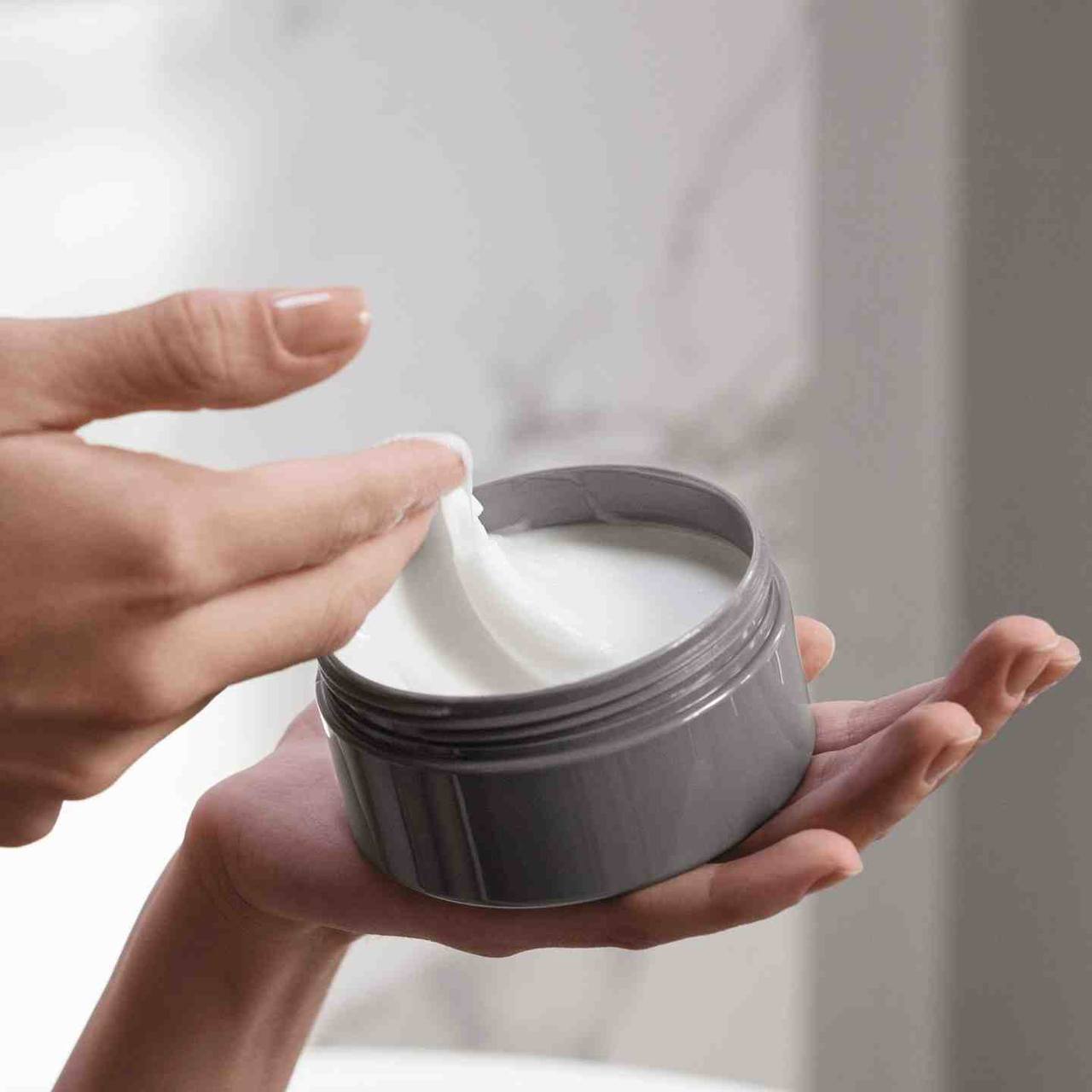 ماسک مو ترمیم کننده قوی دئولوجی