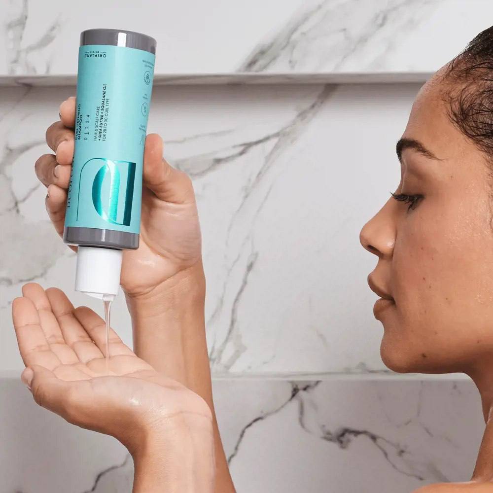 شامپوی مغذی و حالت‌دهنده‌ی موهای فر دئولوجی