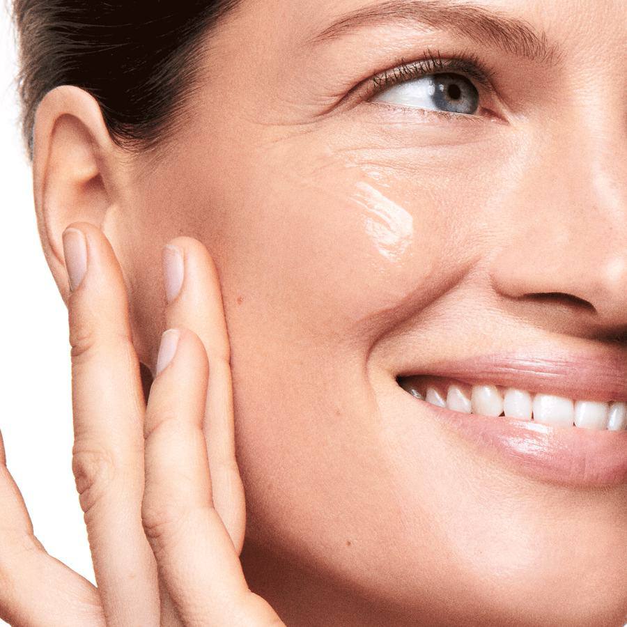 سرم صورت ضدپیری اپتیمالز