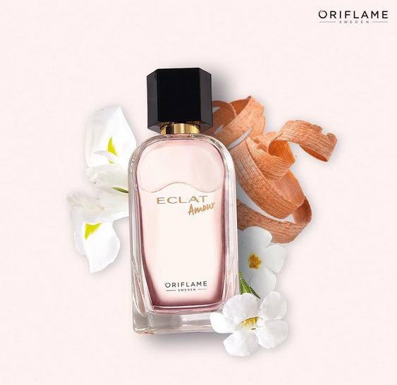 ادکلن زنانه اکلت آمور