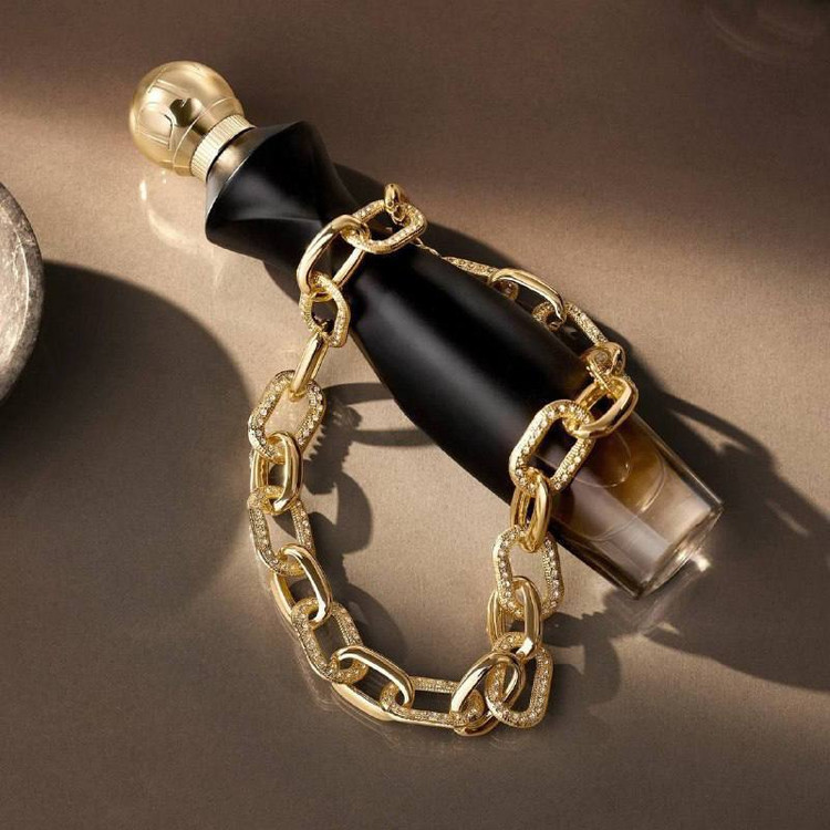 ادکلن زنانه دیواین دارک ولوت