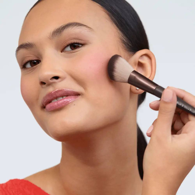 براش رژگونه و براق کننده